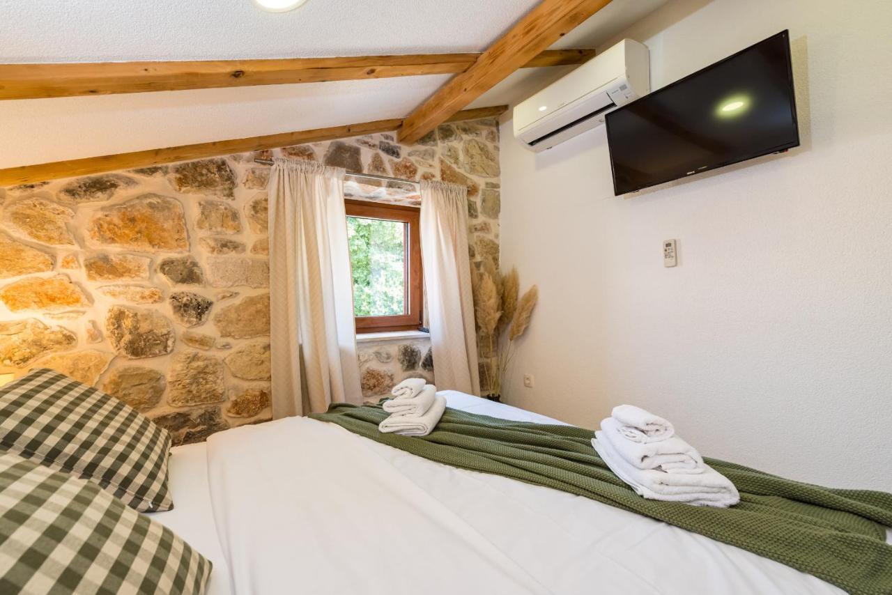 Stone Villa Miandri Sukošan Kültér fotó